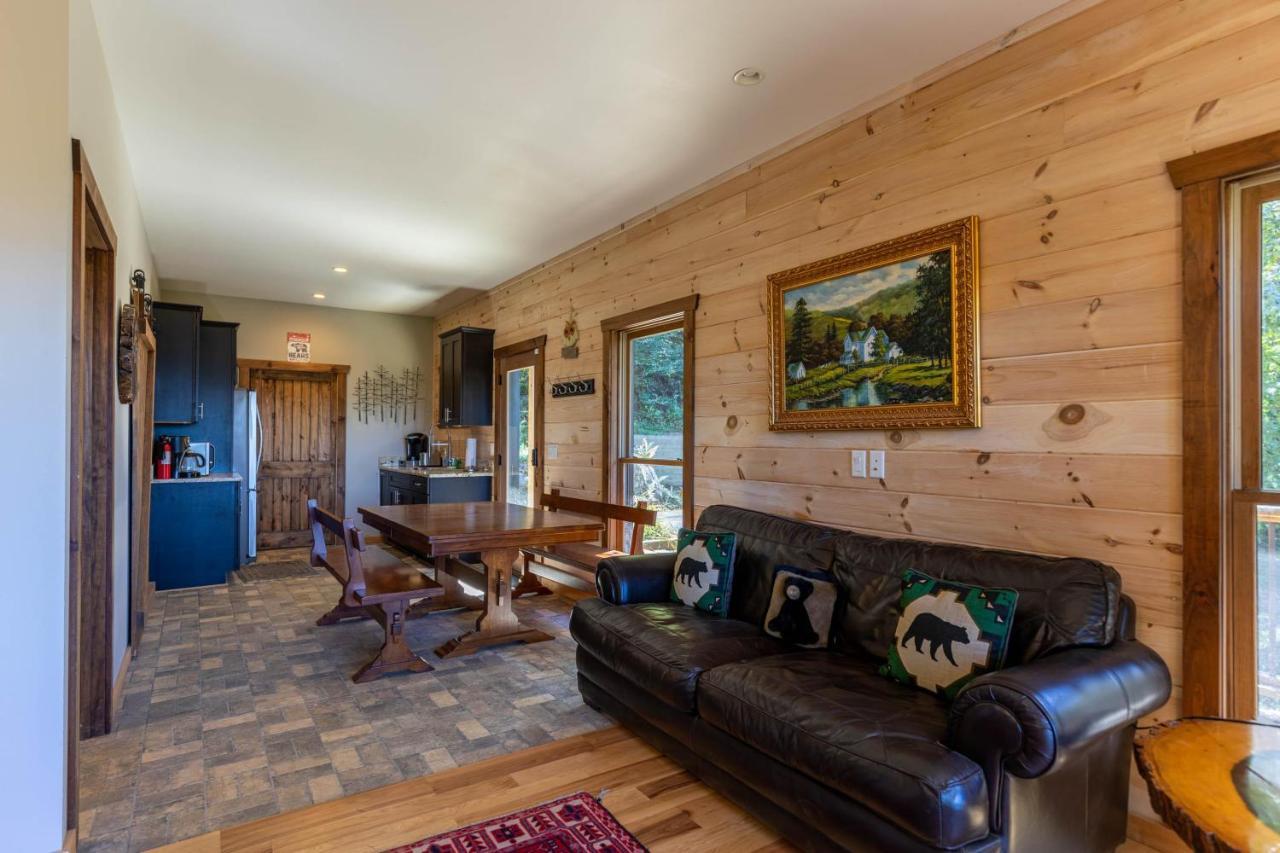 Rested Traveler Blowing Rock Exterior foto